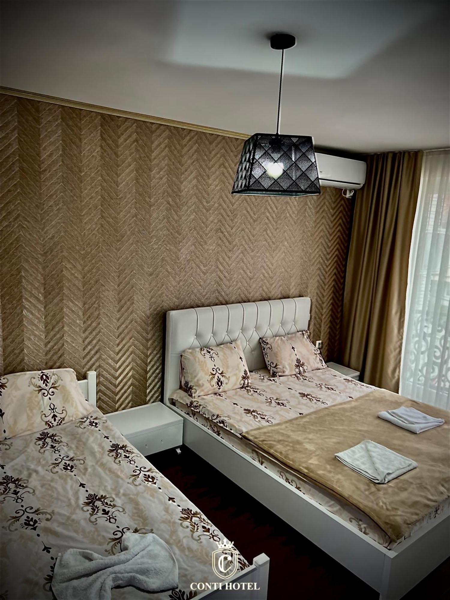 Conti Hotel & Restaurant Gjakova Bagian luar foto